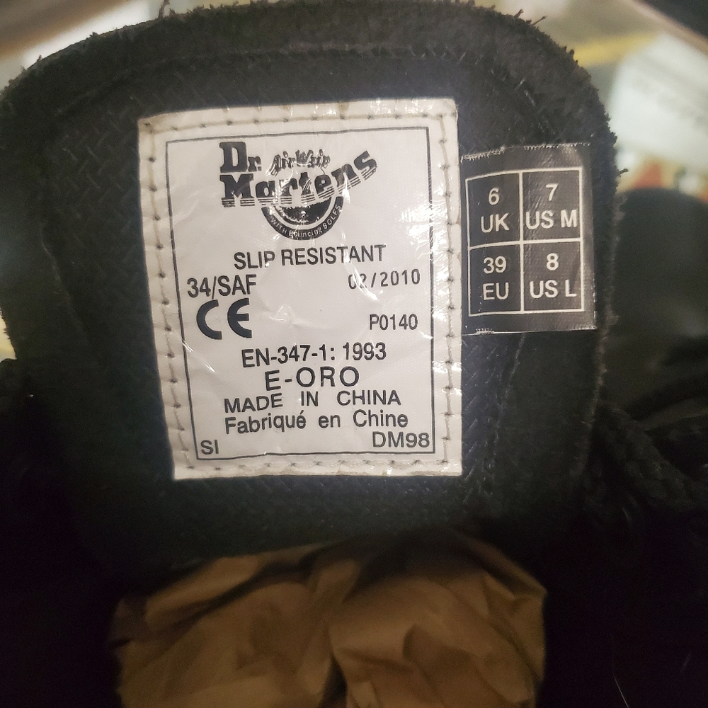 DR MARTENS Industrial Workboots Like New Condition - Picture 4 of 7
